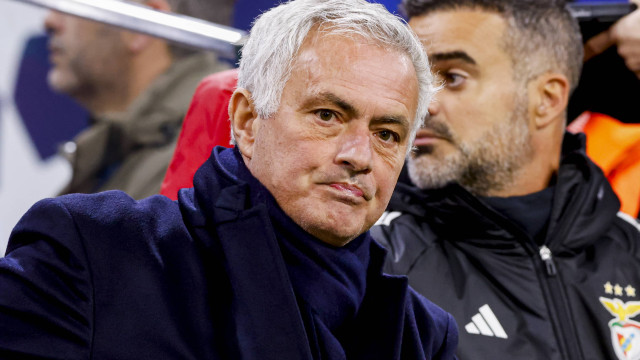 Promessa de Mourinho agita jovens do Benfica. Quem está na calha? 