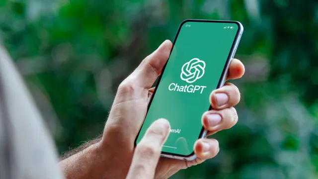 
                    ChatGPT gratuito deixou de ter limites para conversas
                