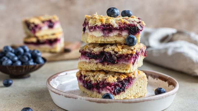 Três receitas de bolos sem açúcar para comer sem culpa