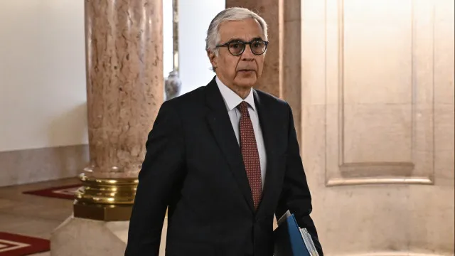 Aguiar-Branco admite recurso do PS ao projeto de revisão constitucional
