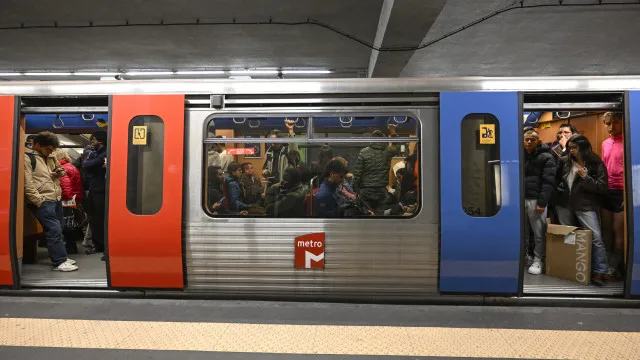 Retomada circulação na linha Vermelha do Metro de Lisboa