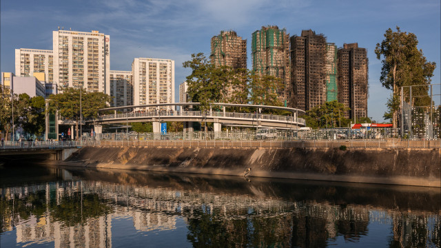 Número de mortos no incêndio de Hong Kong sobe para 161