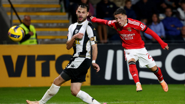 Afinal, há vida no banco. Como mal-amados de Mourinho 'safaram' o Benfica