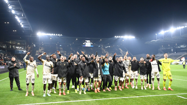 Atenção, Paris Saint-Germain: O surpreendente novo líder isolado