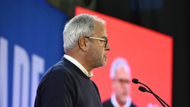 
                    BE considera apoios do Governo 