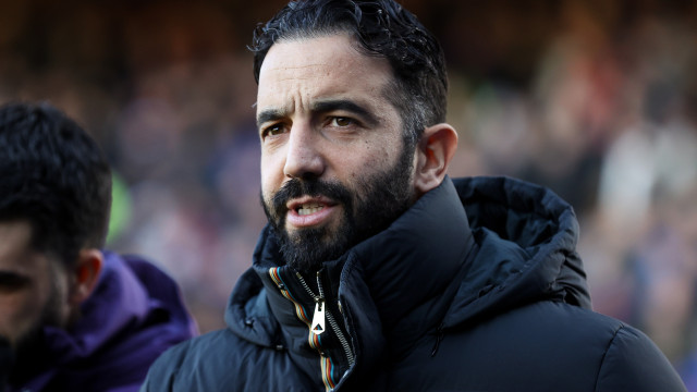 Ferdinand aconselha Amorim a falar com jogador do United: 