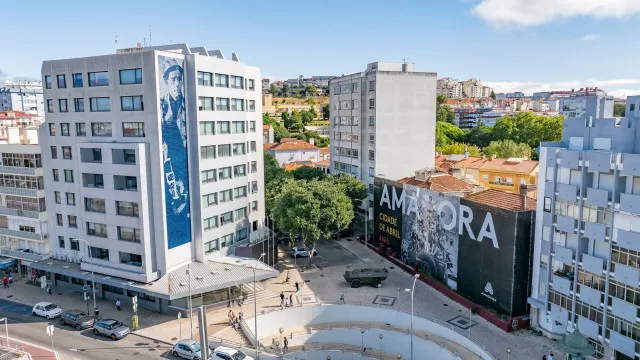 
                    Amadora afixa aviso de demolição de 