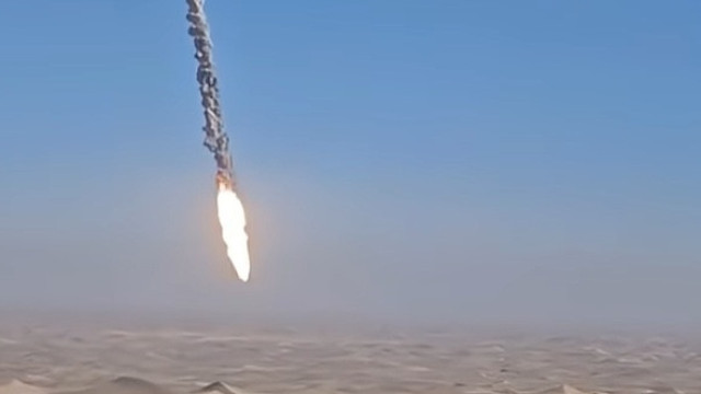 Explosão aparatosa marca final de teste de foguetão chinês