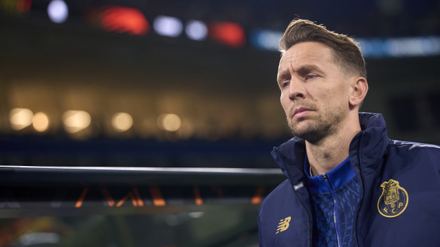 FC Porto confirma: Luuk de Jong operado com sucesso nos Países Baixos