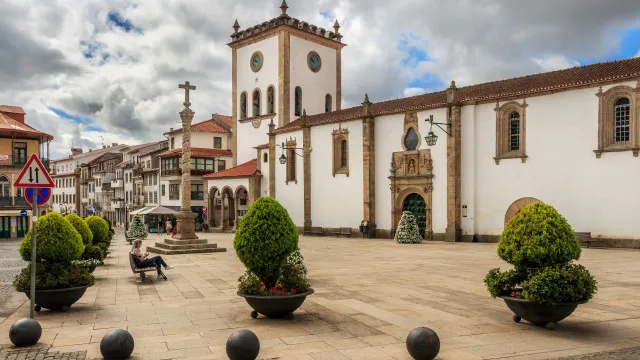 
                    IHRU vai construir 40 casas em Bragança com rendas acessíveis
                