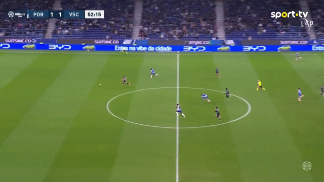 Alan Varela adormeceu e Vitória SC deu a volta ao FC Porto neste lance