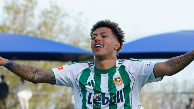 Rio Ave afunda AVS e Clayton iguala Pavlidis no topo de goleadores