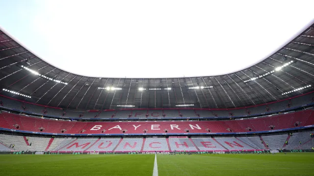 
                    EM DIRETO: Bayern Munique ou PSG, um deles vai fazer companhia ao Arsenal
                