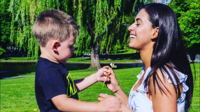 Brasileira luta pela guarda do filho contra irmão de secretária de Trump