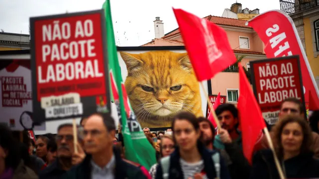 Festa contra a reforma laboral e com Quim Barreiros a gritar "UGT! UGT!"