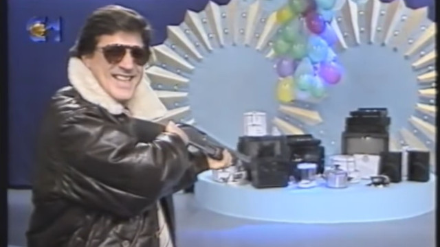 Lembra-se disto? Herman José destruiu a tiro estúdio de programa da RTP