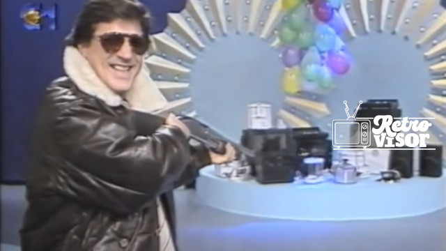 Lembra-se disto? Herman José destruiu a tiro estúdio de programa da RTP