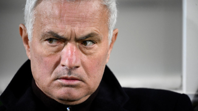 Mourinho levado ao limite. Benfica joga cinco 'finais' em 14 dias