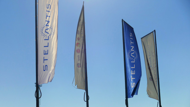 Stellantis tem 14 marcas, mas está a estudar a sua viabilidade