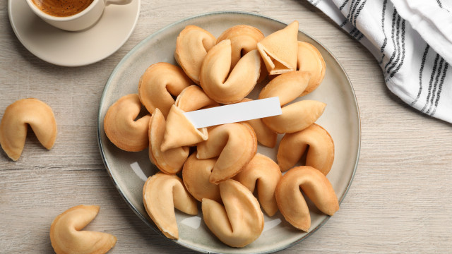 Prepare-se para a passagem de ano: Faça estes biscoitos da sorte em casa!