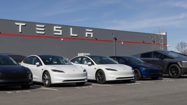 Enganador? Tesla poderá ter de mudar nome Autopilot para evitar suspensão