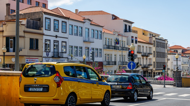 Corpo feminino encontrado em residência no Funchal