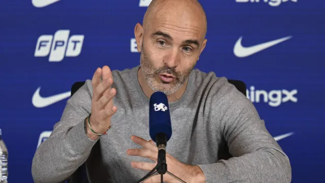 Chelsea arrasa Maresca na 'guerra' com o City: "Não tinha o direito..."
