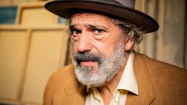 
                    Manuel João Vieira sobre demissão de PM da Dinamarca: 