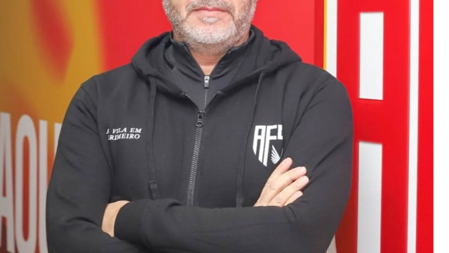 João Henriques estreia-se no comando técnico do AVS com um empate