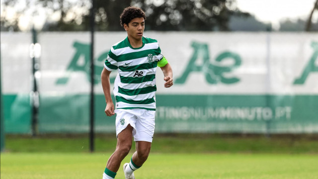 Sporting 'tomba' Benfica num dérbi de loucos com sete golos