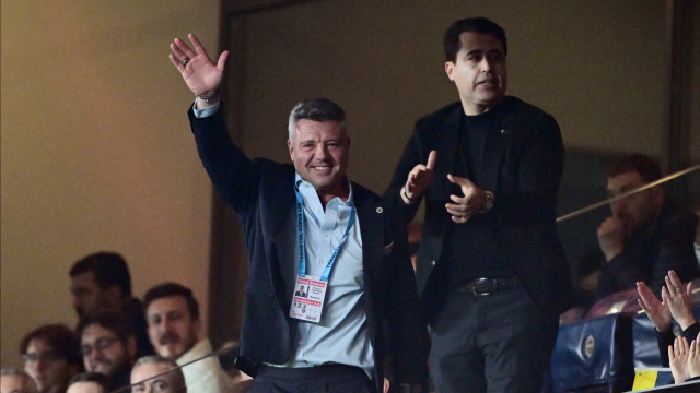 Líder do Fenerbahçe investigado por tráfico e impedido de sair da Turquia