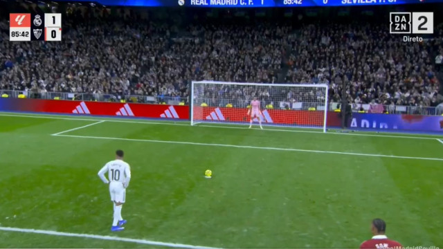 Mbappé igualou marca de Cristiano Ronaldo através de penálti