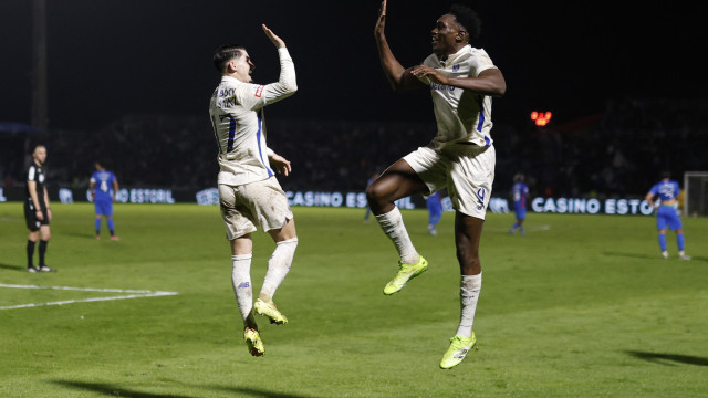 Bor(j)a para o Natal a reinar. FC Porto não dá hipóteses em Alverca