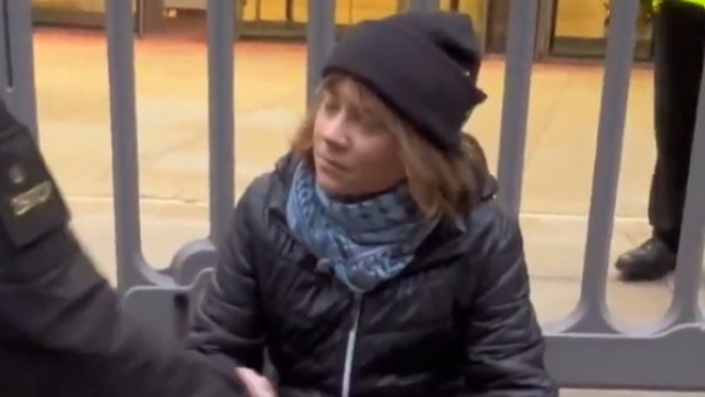 Greta Thunberg detida no Reino Unido durante protesto pró-Palestina