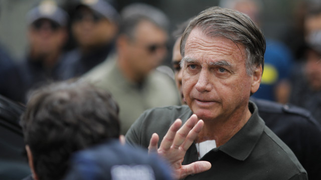 PF diz que não tem como reduzir barulho de ar-condicionado para Bolsonaro