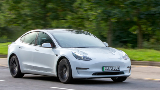 Tesla Model 3 investigado nos EUA por possível falha de segurança