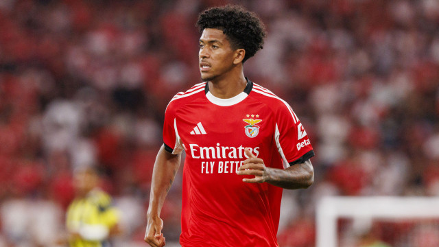 Mourinho perde defesa-central no Benfica e paragem pode ir até dois meses