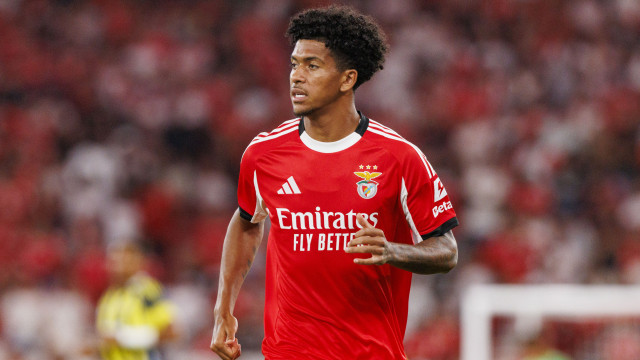 Mourinho perde defesa-central no Benfica e paragem pode ir até dois meses