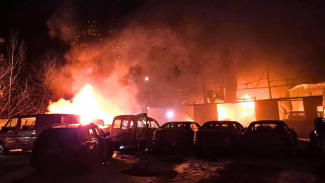 Um morto, 19 feridos e 320 mil casas sem eletricidade em Kyiv após ataque