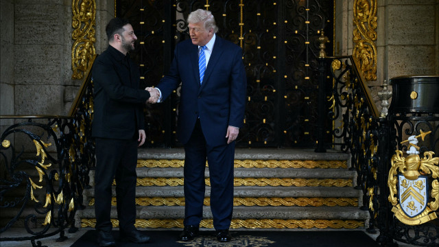 Zelensky na Florida para encontro com Trump: Há