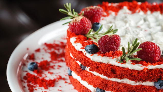 Sobremesa para o jantar de Ano Novo: Aprenda a fazer um bolo red velvet