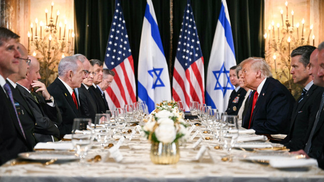 Donald Trump e Benjamin Netanyahu reunidos em Mar-a-Lago: 