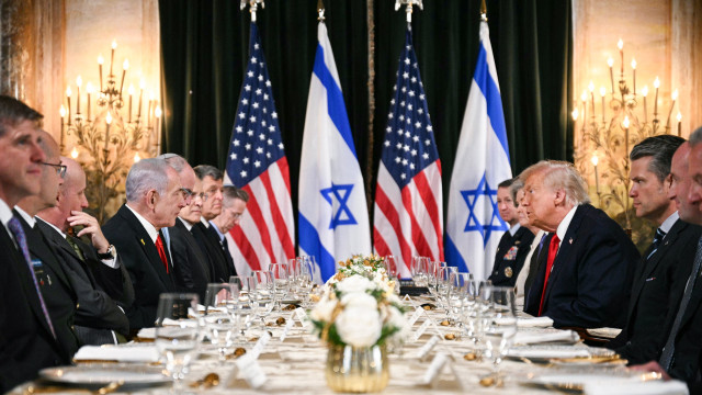 Donald Trump e Benjamin Netanyahu reunidos em Mar-a-Lago: