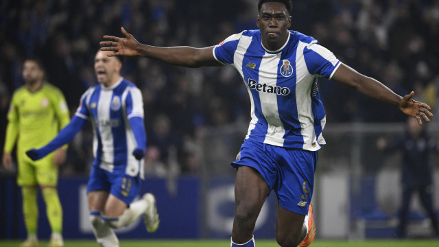 FC Porto termina 2025 com liderança isolada e deixa Benfica a dez pontos