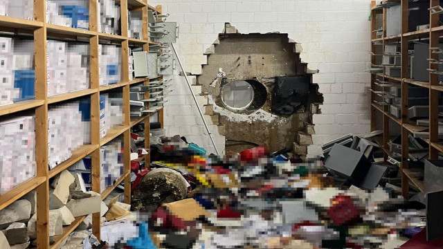 Assalto a banco na Alemanha: 3 mil cofres arrombados e 30 milhões levados