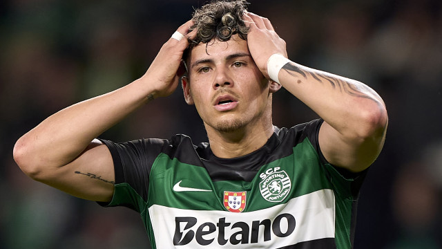 Maxi Araújo marcou pelo Sporting, levantou camisola e levou esta multa