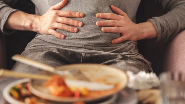 
                    Estômago inchado quando come feijão? Eis 4 alimentos que podem ajudar
                