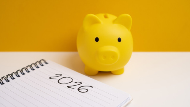 Quer uma estratégia para poupar em 2026? Aqui tem um desafio (semanal)