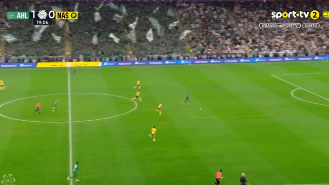 Este bis de Ivan Toney deixou Cristiano Ronaldo, Félix e Jesus em apuros