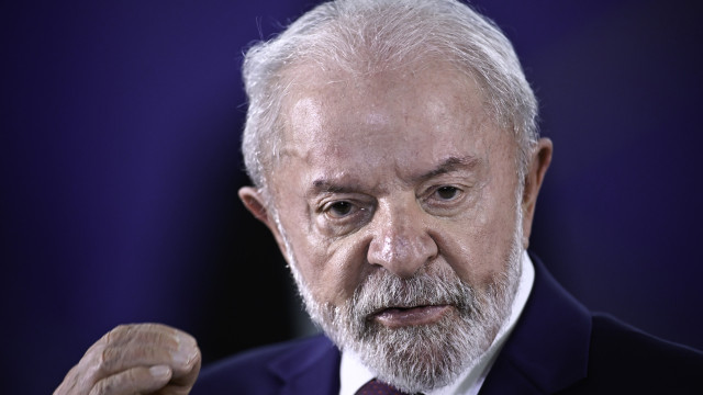 Lula diz que bombardeios dos EUA a Venezuela 'ultrapassam uma linha inaceitável'